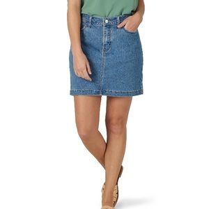 NWT Lee Women's Midrise Denim Skort